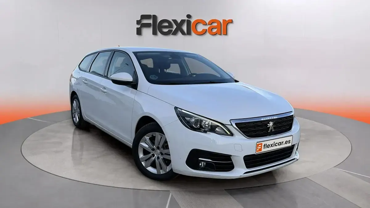 Begagnad Peugeot 308 SW Active 130 HK (95 kW) 2021 Kombi