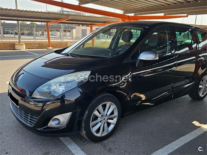 Negro Usado 2011 Renault Scénic III Dynamique Monovolumen | 6000 € (Precio justo) - Imagen 1/4
