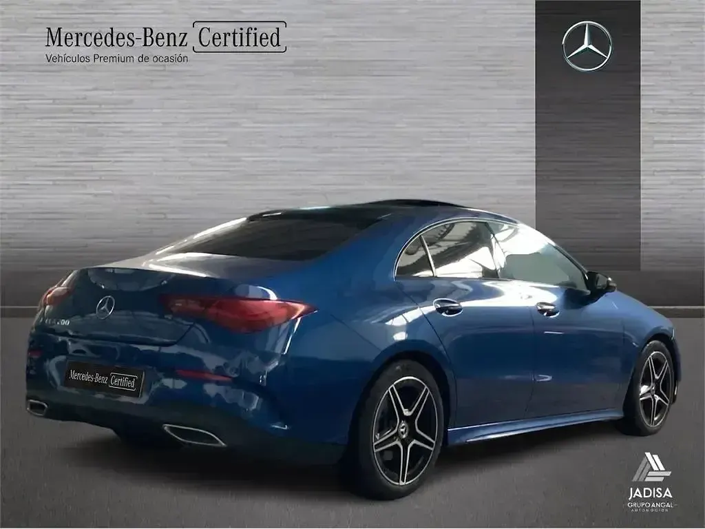 Usado Mercedes CLA200 AMG line 163 CV (119 kW) 2025 Pintura Berlina