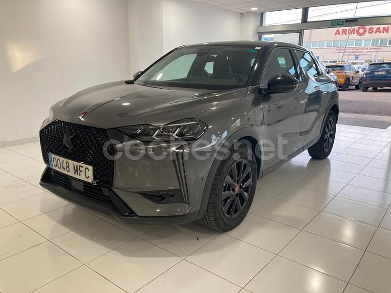 Gris / plata Usado 2023 DS Automobiles DS3 Performance SUV | 19.990 € (Buen precio) - Imagen 1/4