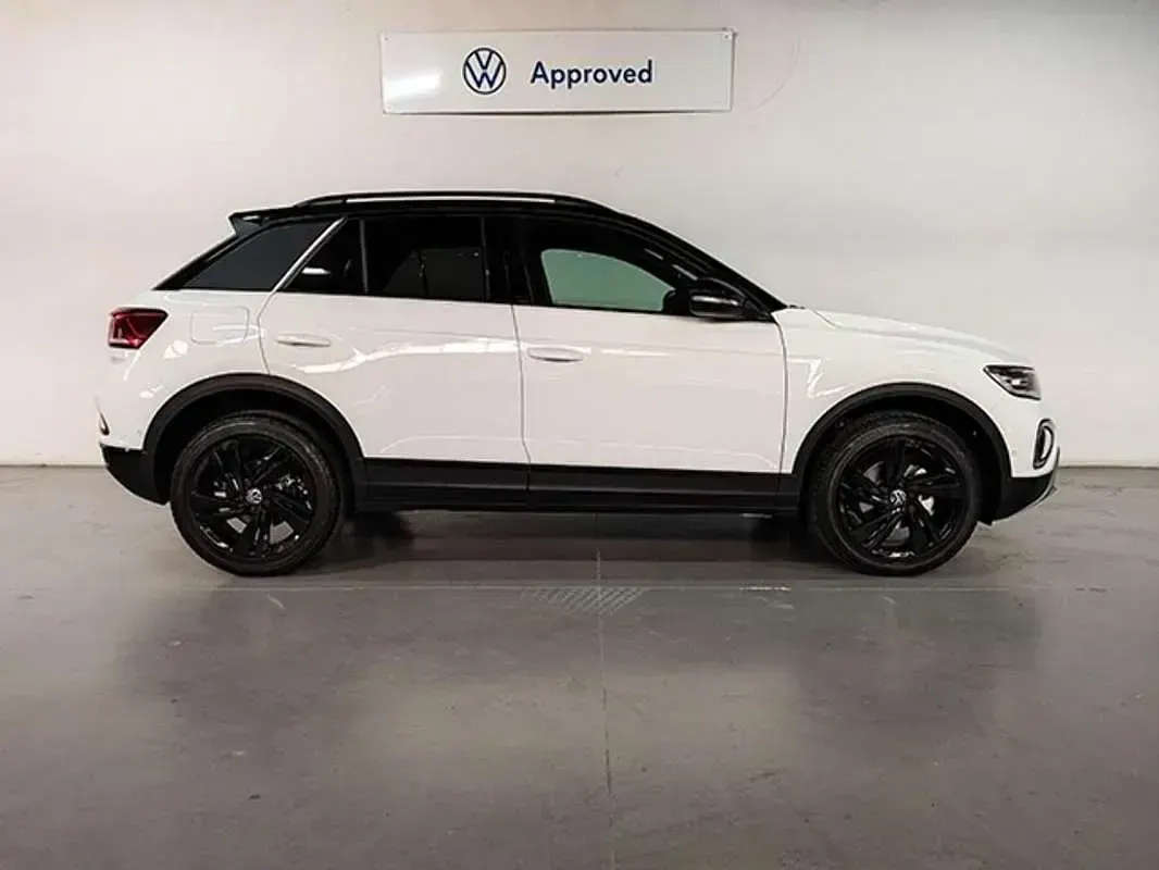 Usado VW T-Roc 116 CV (85 kW) 2025 Blanco SUV