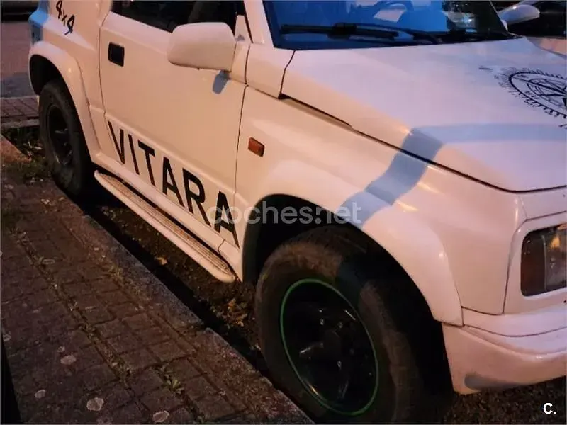 Usado Suzuki Vitara 80 CV (58 kW) 1995 Blanco SUV