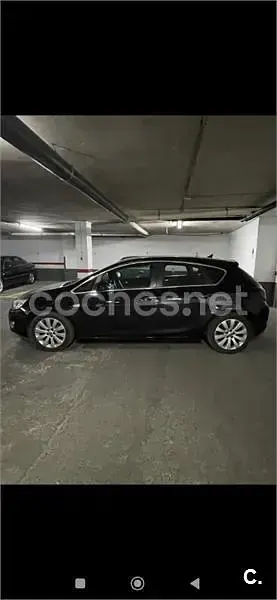 Usado Opel Astra Cosmo 140 CV (102 kW) 2010 Negro Berlina
