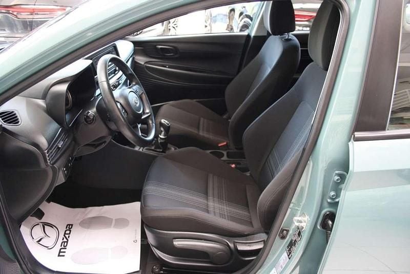 Usado Hyundai Bayon 101 CV (74 kW) 2023 Verde SUV