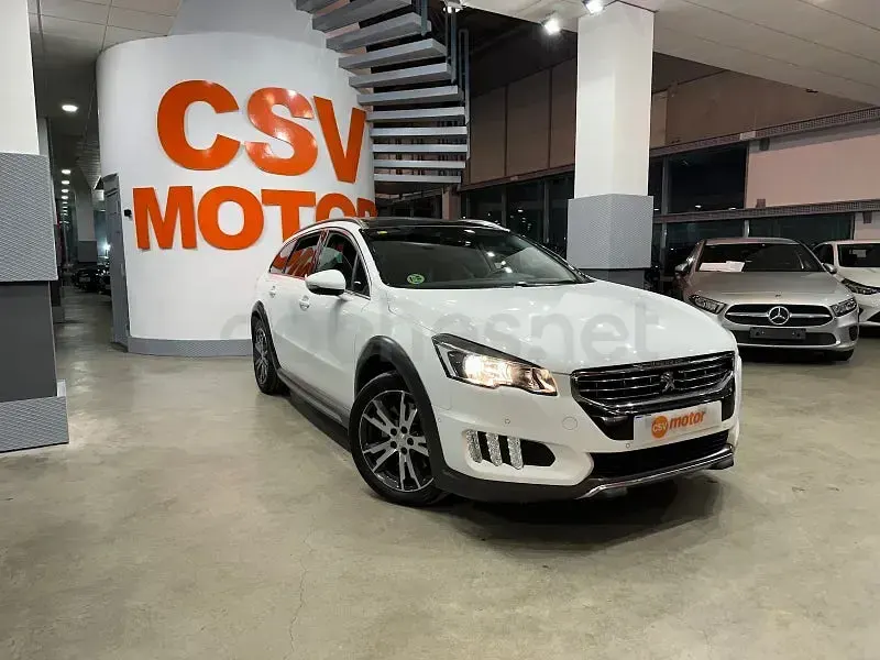 Usado Peugeot 508 RXH 200 CV (147 kW) 2015 Blanco Familiar