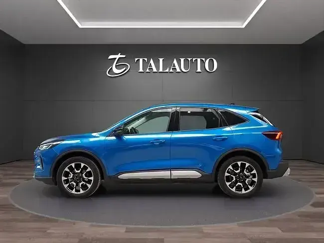 Usado Ford Kuga Active 180 CV (132 kW) 2024 Azul SUV