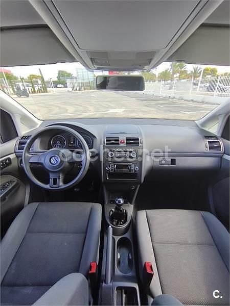 Gris / plata Usado 2012 VW Touran Advance Monovolumen | 9600 € (Precio justo) - Imagen 1/4