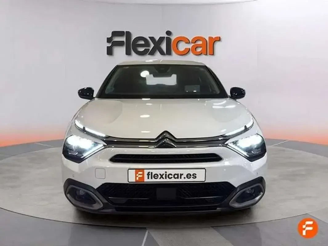 Usado Citroën C4 Shine 131 CV (96 kW) 2021 Blanco Utilitario
