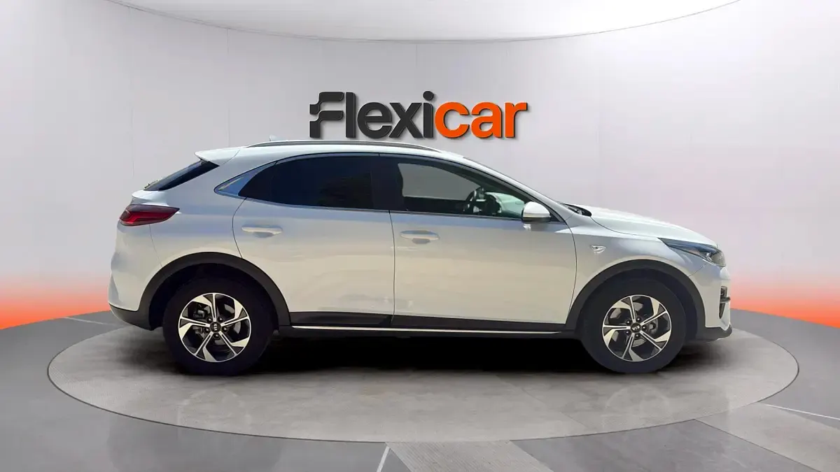 Usado Kia XCeed 136 CV (100 kW) 2021 Blanco SUV