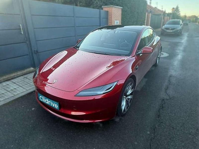 Usado Tesla Model 3 RWD 188 kW (256 CV) 2024 Rojo Berlina