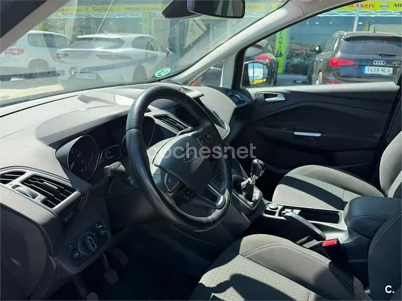 Usado Ford C-MAX Trend 125 CV (91 kW) 2017 Gris / plata Monovolumen