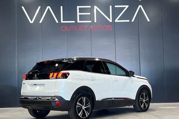 Usado Peugeot 3008 Allure 131 CV (96 kW) 2020