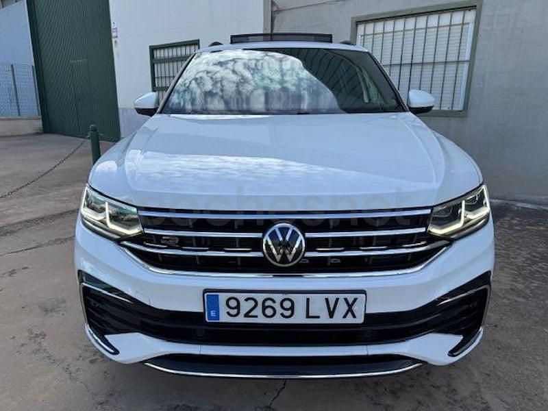 Usado VW Tiguan R-line 150 CV (110 kW) 2022 Blanco SUV