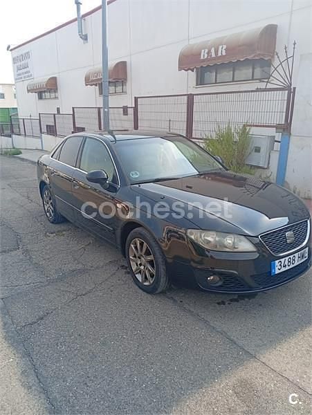 Usado Seat Exeo Style 143 CV (105 kW) 2012 Negro Berlina