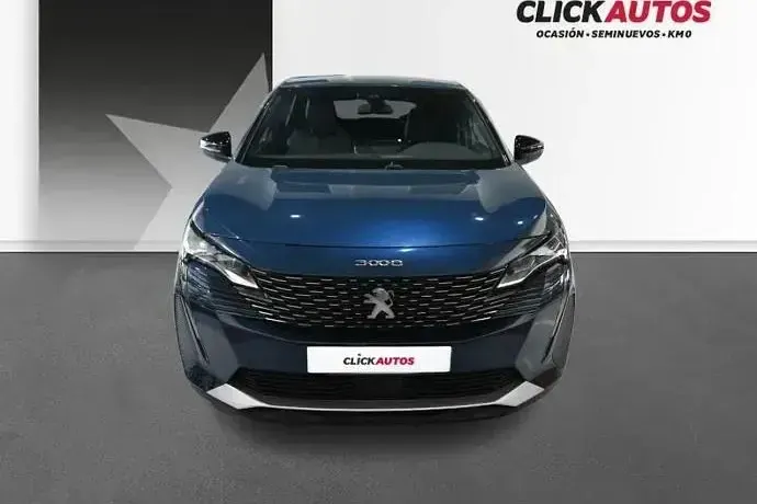 Usado Peugeot 3008 Allure 130 CV (95 kW) 2024 Gris SUV