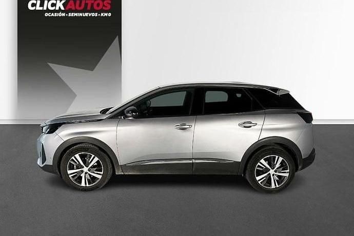 Usado Peugeot 3008 Allure 130 CV (95 kW) 2023 Gris SUV