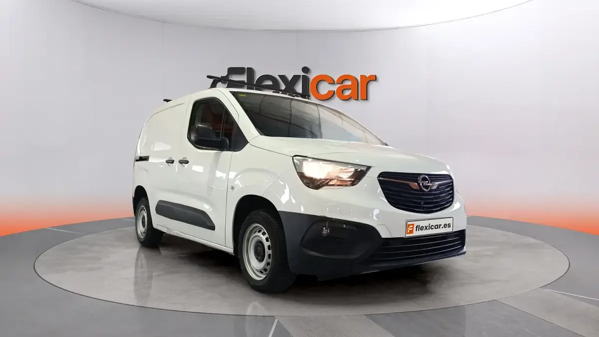 Usado Opel Combo Edition 102 CV (75 kW) 2022 Monovolumen