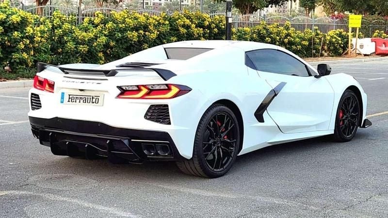 Usado Chevrolet Corvette Stingray 488 CV (358 kW) 2023 Blanco Coupe