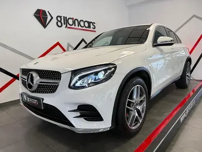 Usado Mercedes GLC250 211 CV (155 kW) 2018 Blanco Coupe