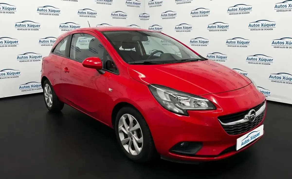 Usado Opel Corsa Excellence 90 CV (66 kW) 2016 Rojo Utilitario