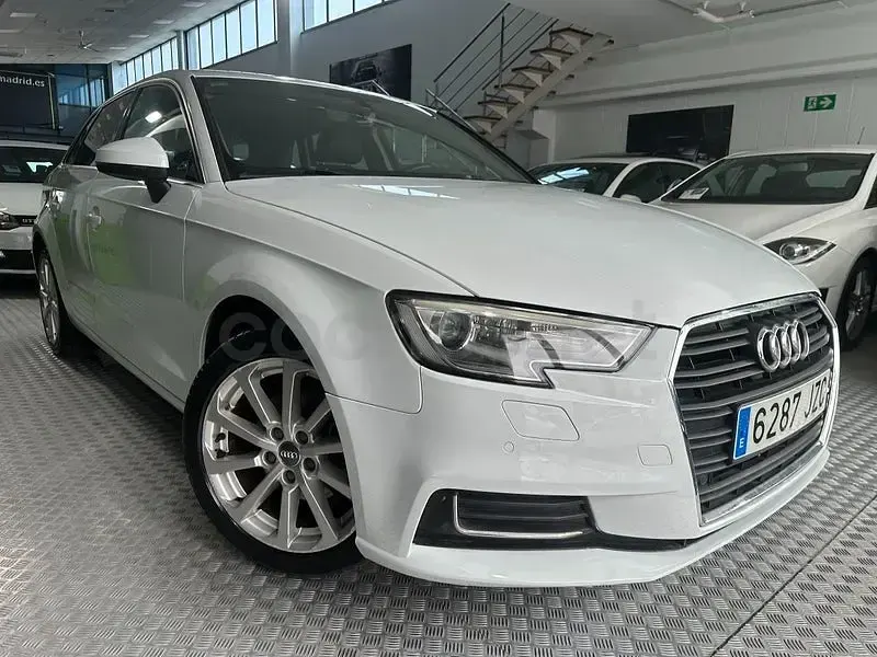 Usado Audi A3 116 CV (85 kW) 2017 Blanco Berlina