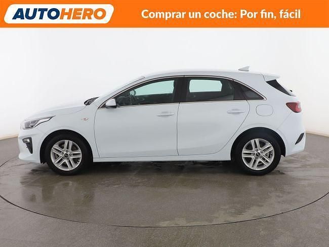 Usado Kia Ceed 136 CV (100 kW) 2021 Blanco Utilitario