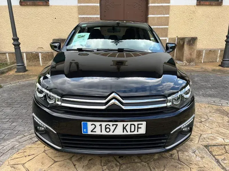 Usado Citroën C-Elysee I Feel 100 CV (73 kW) 2017 Negro Berlina