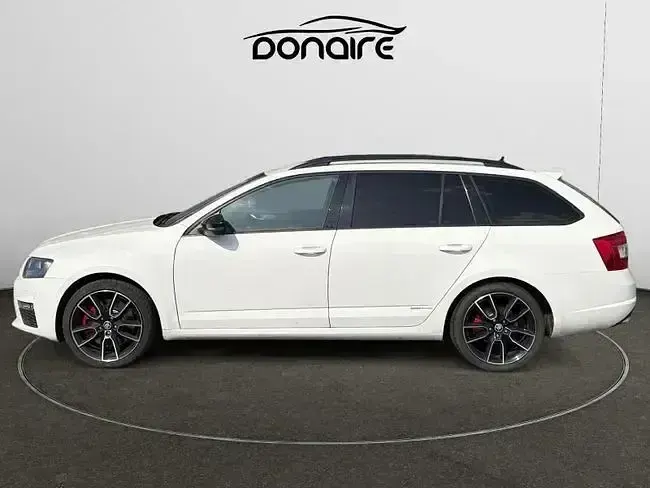 Käytetty Skoda Octavia RS 184 HP (135 kW) 2014 Valkoinen Farmari