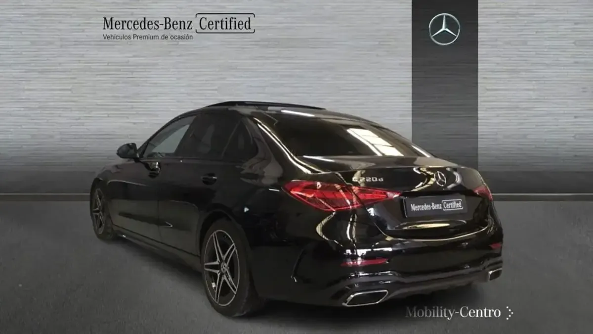 Usado Mercedes C220 197 CV (144 kW) 2025 Negro obsidiana Berlina