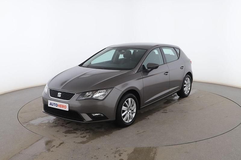 Gris Usado 2014 Seat Leon Reference Utilitario | 9999 € (Precio justo) - Imagen 1/3