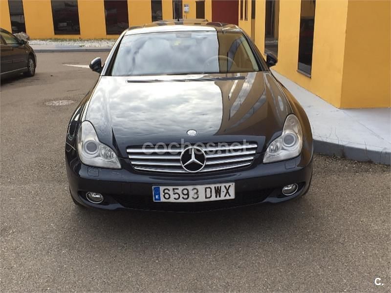 Usado Mercedes CLS320 224 CV (164 kW) 2006 Azul Berlina