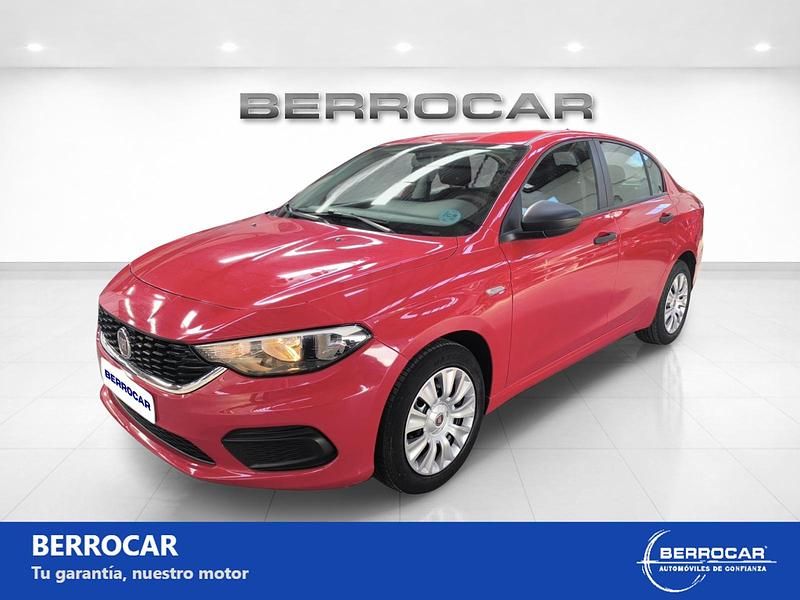 Usado Fiat Tipo Business 95 CV (69 kW) 2018 Rojo
