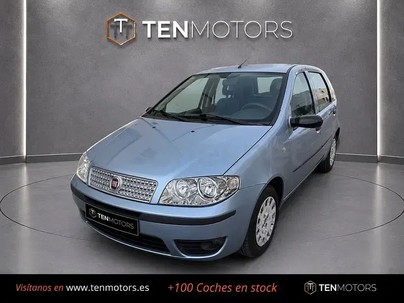 Usado Fiat Punto Classica 70 CV (51 kW) 2008 Azul Utilitario