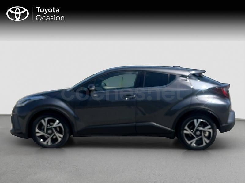 Usado Toyota C-HR Advance 122 CV (89 kW) 2022 Gris / plata SUV