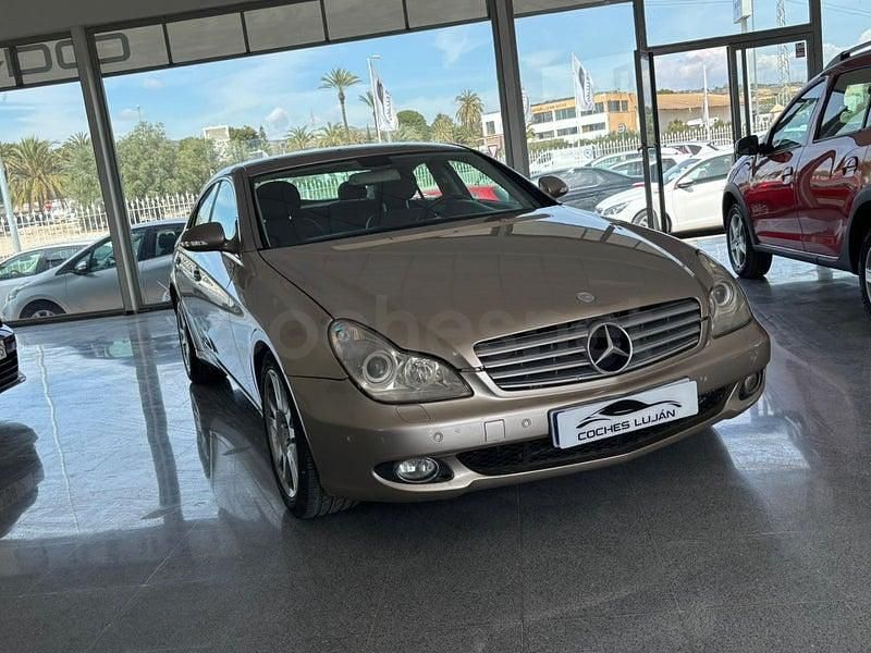 Usado Mercedes CLS350 272 CV (200 kW) 2005 Beige Berlina