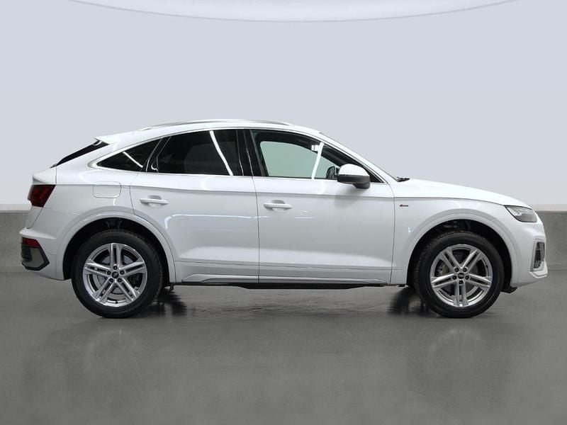 Begagnad Audi Q5 Sportback S-Line 204 HK (150 kW) 2022 Vit SUV
