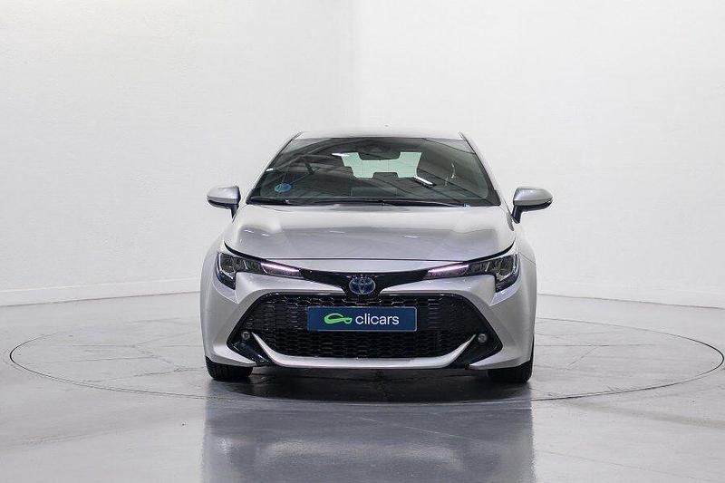Usado Toyota Corolla Active 122 CV (89 kW) 2021 Gris Berlina
