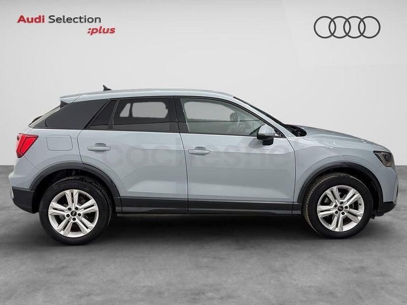Usado Audi Q2 Advanced Plus 116 CV (85 kW) 2022 Gris / plata SUV
