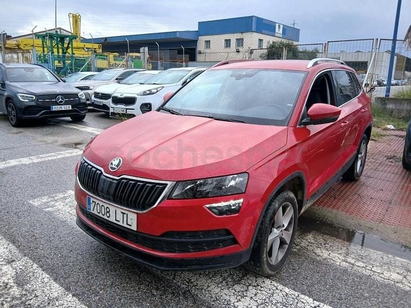Usado Skoda Karoq Ambition 115 CV (84 kW) 2021 Rojo SUV