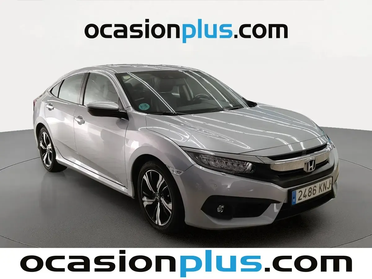 Usado Honda Civic Executive 182 CV (133 kW) 2018 Gris Berlina