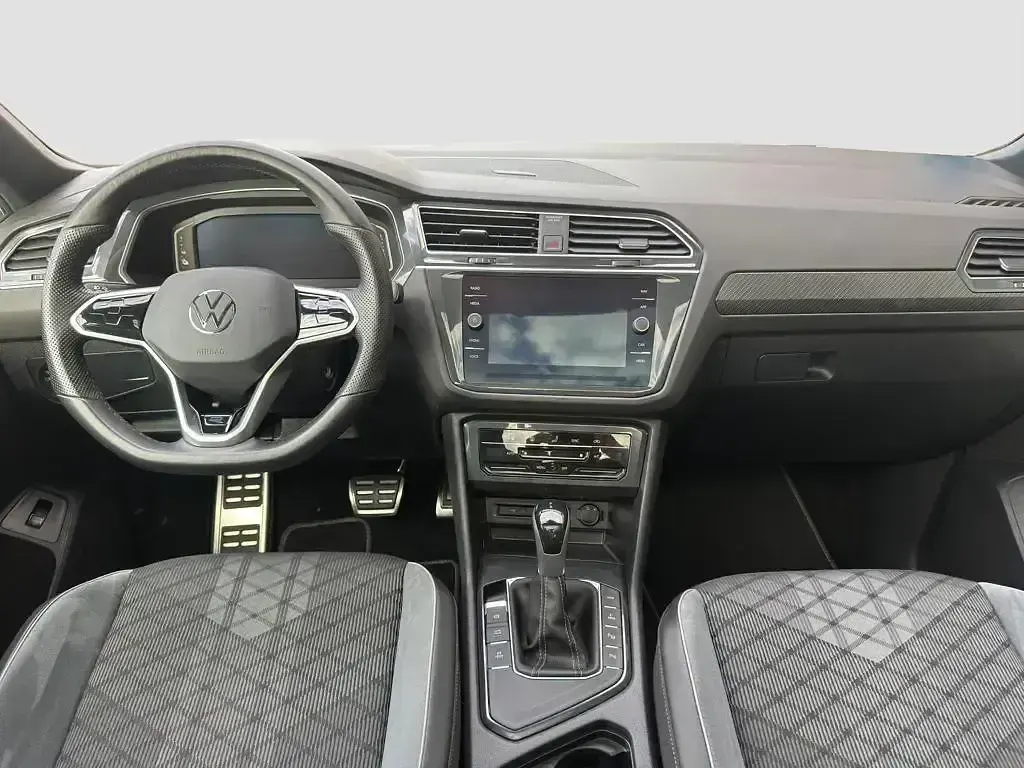 Usado VW Tiguan R-line 245 CV (180 kW) 2024 Blanco SUV