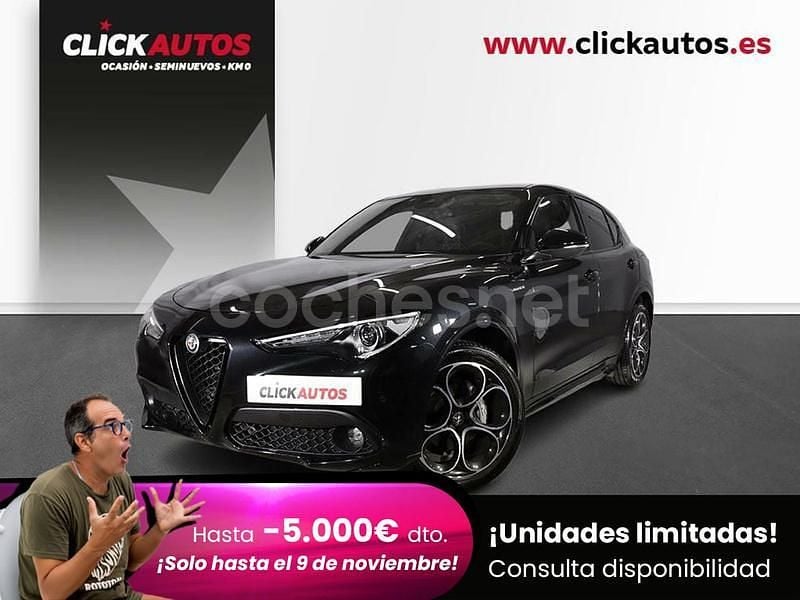 Negro Usado 2022 Alfa Romeo Stelvio Veloce SUV | 36.900 € (Caro) - Imagen 1/4