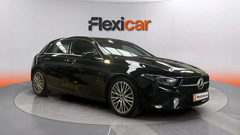 Begagnad Mercedes A200 150 HK (110 kW) 2023 Sedan