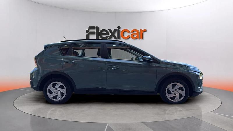 Usado Hyundai Bayon 84 CV (61 kW) 2023 Verde SUV