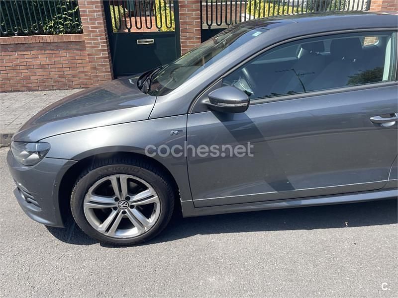 Gris / plata Usado 2014 VW Scirocco R-line Coupe | 12.600 € (Precio justo) - Imagen 1/4
