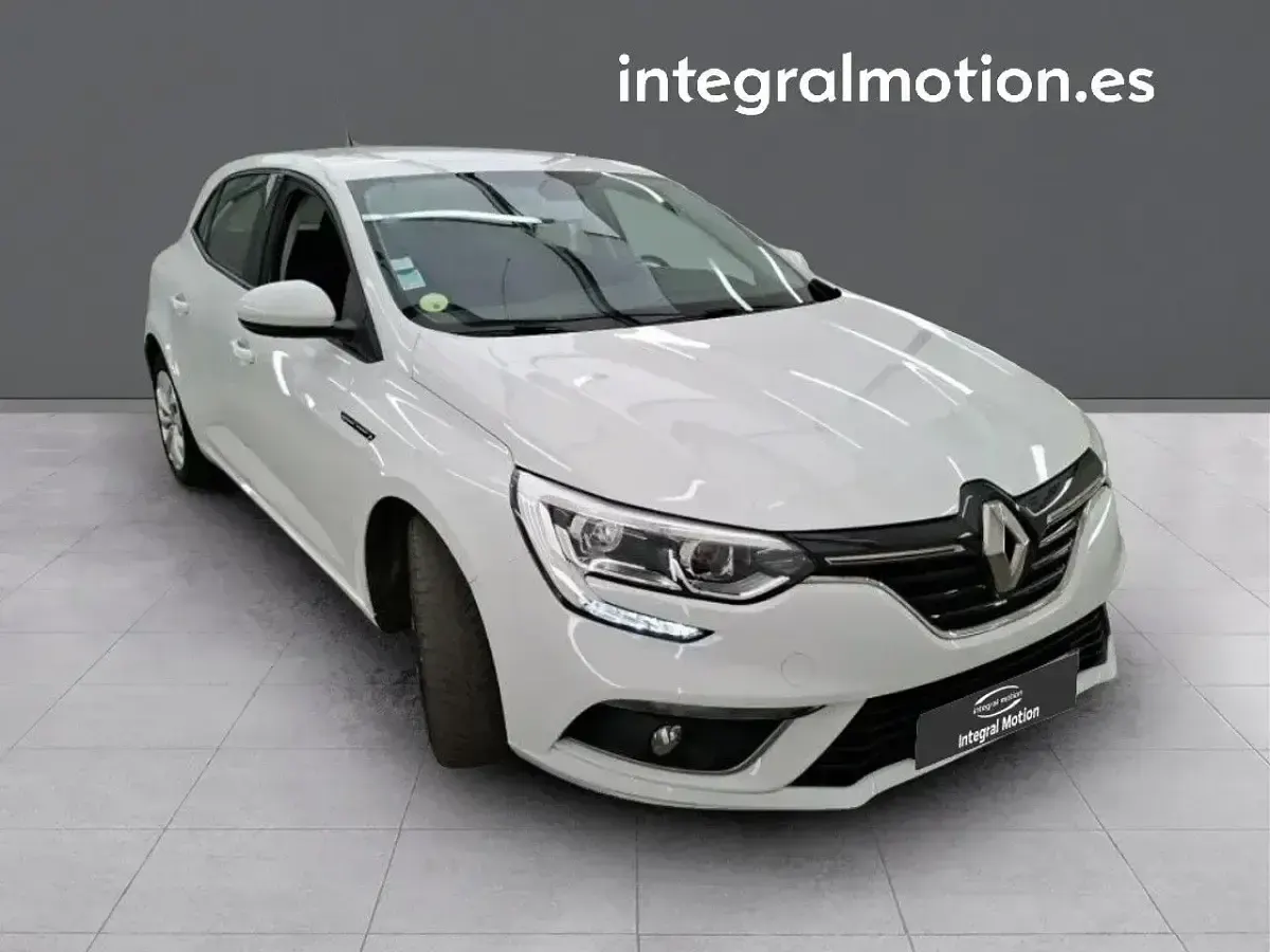 Usado Renault Mégane Business 95 CV (69 kW) 2020 Blanco Berlina