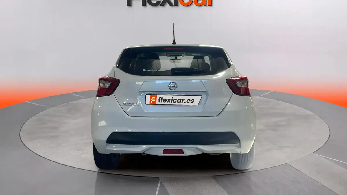 Usado Nissan Micra Acenta 101 CV (74 kW) 2019 Blanco Utilitario
