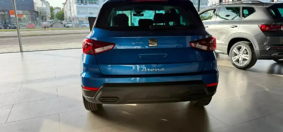 Nuevo Seat Arona Style 116 CV (85 kW) 2026 Azul saphire SUV