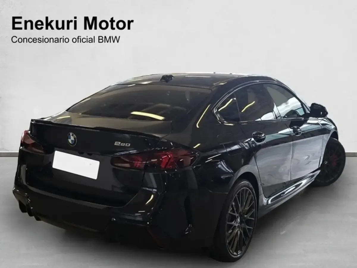 Usado BMW 125 Comfort Edition 170 CV (125 kW) 2026 Negro Coupe