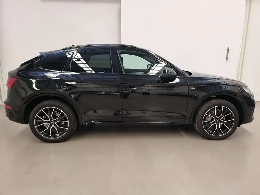 Usado Audi Q5 Sportback 204 CV (150 kW) 2025 Negro SUV